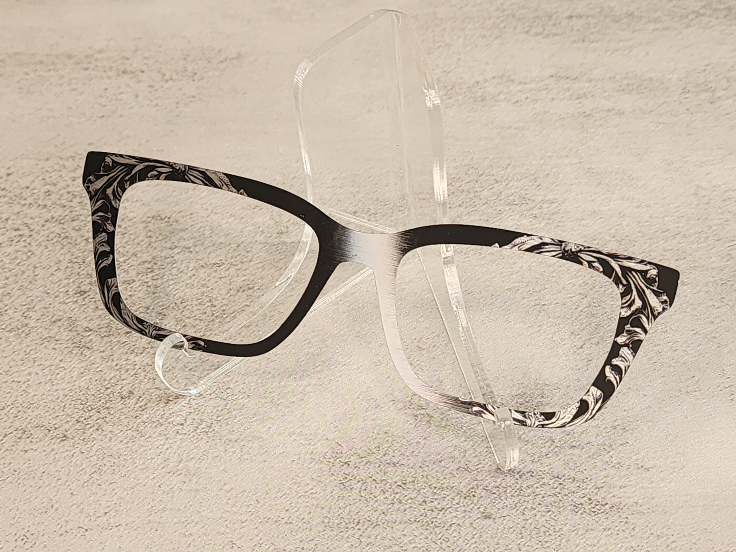 READY TO SHIP CLEARANCE Lori THICK L0825-79