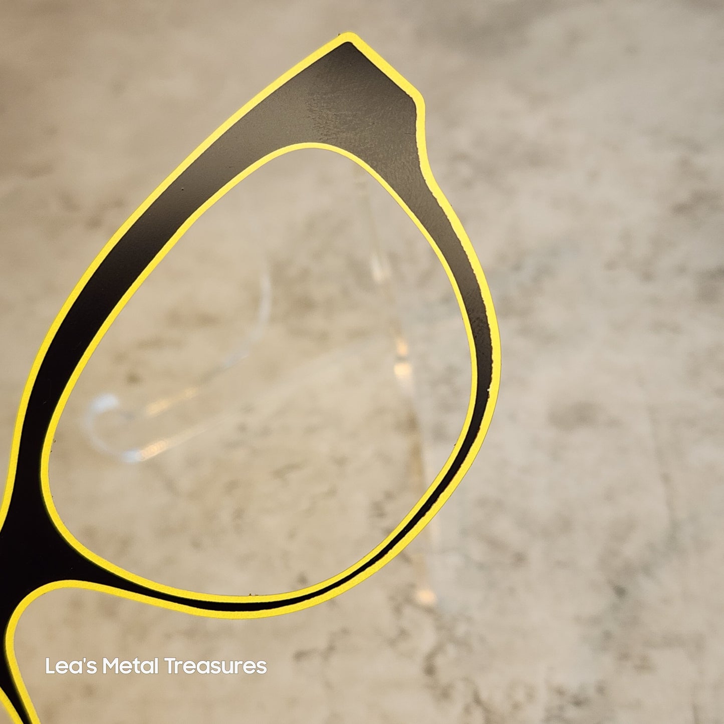 READY TO SHIP CLEARANCE Queen Q1025-47