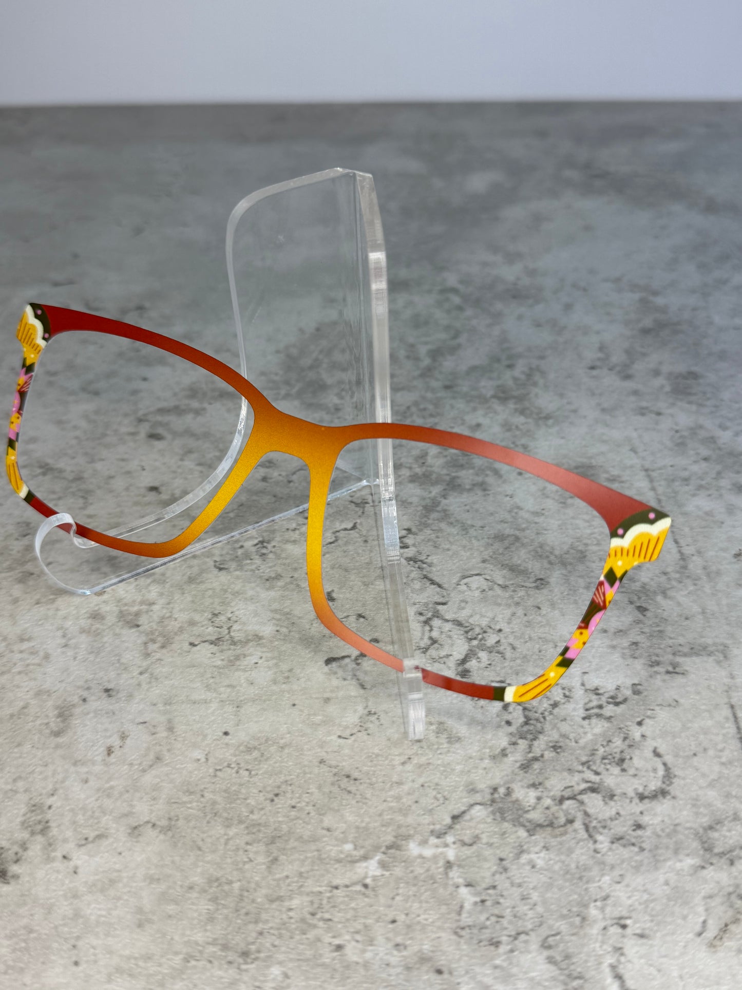 READY TO SHIP CLEARANCE Korbin glow in the dark K0826-416