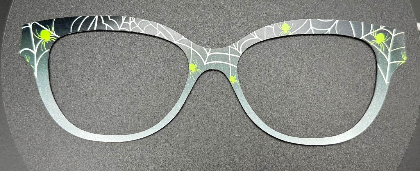 READY TO SHIP Queen #11 Topper