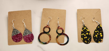 Earrings or pendant necklace or hair clip ONLY