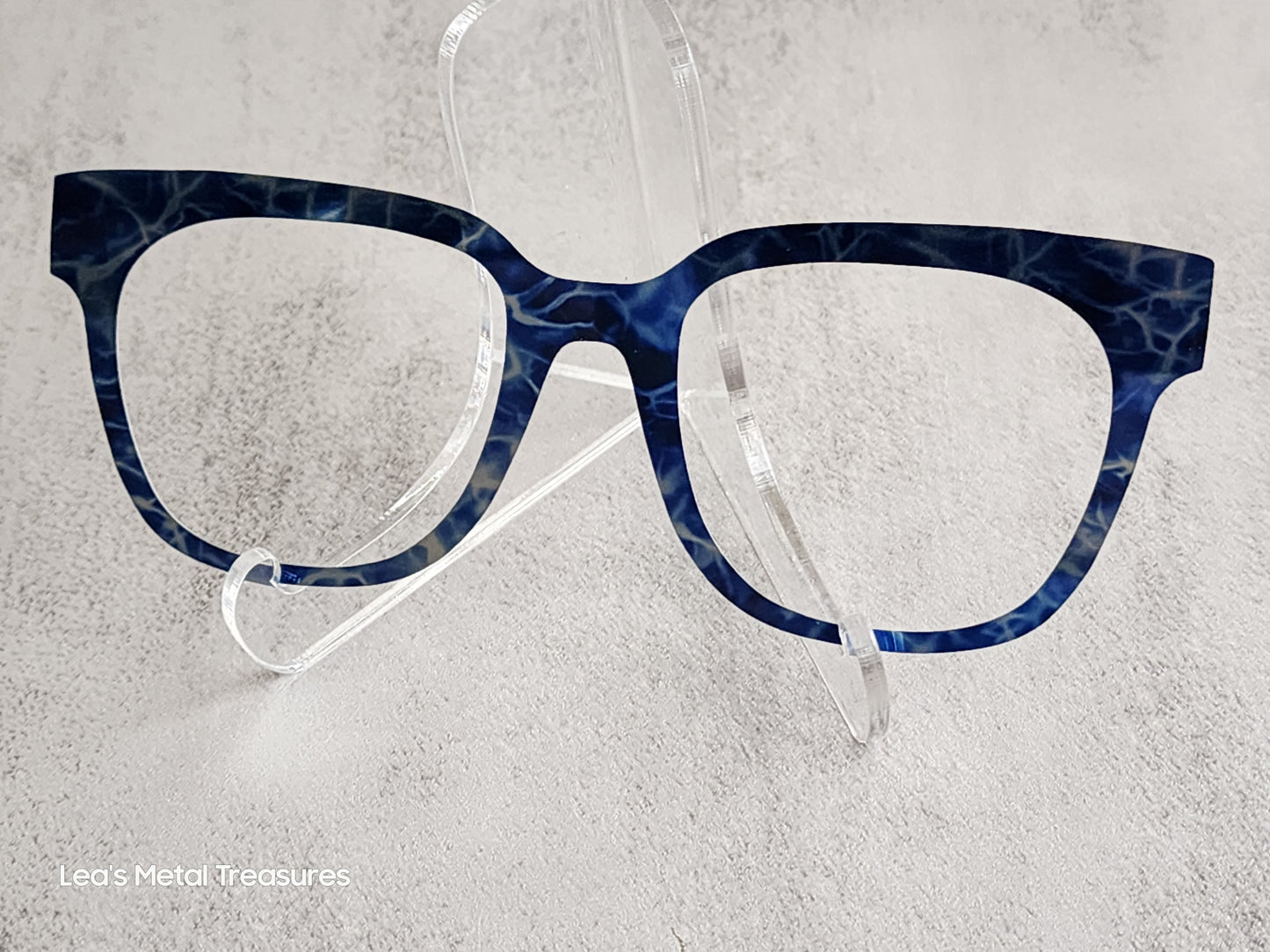 READY TO SHIP CLEARANCE Max M0825-17