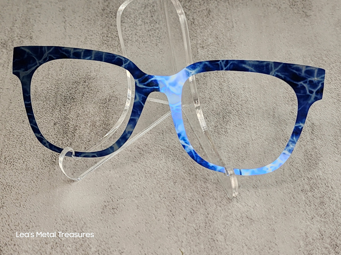 READY TO SHIP CLEARANCE Max M0825-17