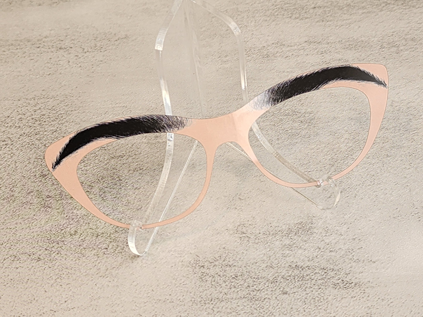 READY TO SHIP CLEARANCE Emma MEGA THICK E0825-48 FUNNY EYEBROW TOPPER