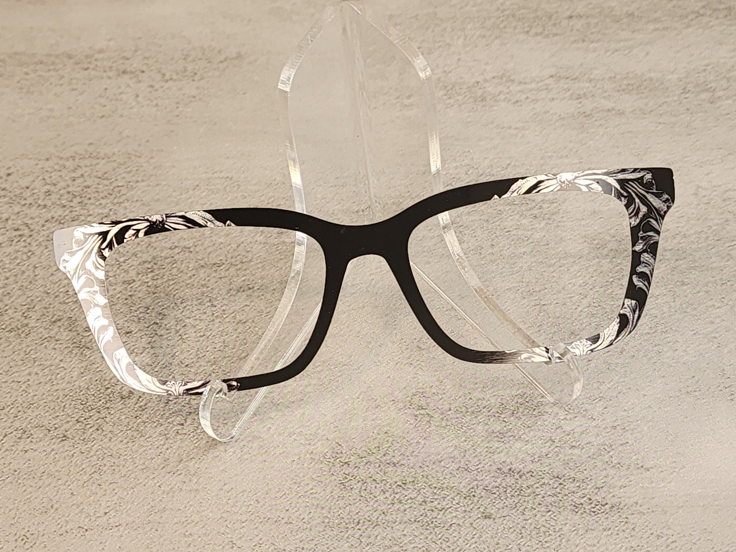 READY TO SHIP CLEARANCE Lori THICK L0825-79