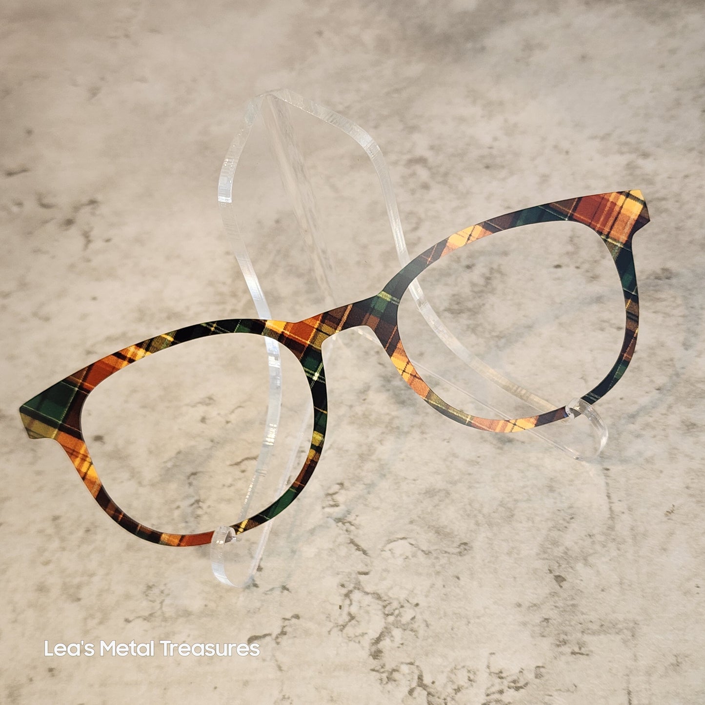 READY TO SHIP CLEARANCE Robin R1025-46 WALNUT PLAID ON MATTE WHITE