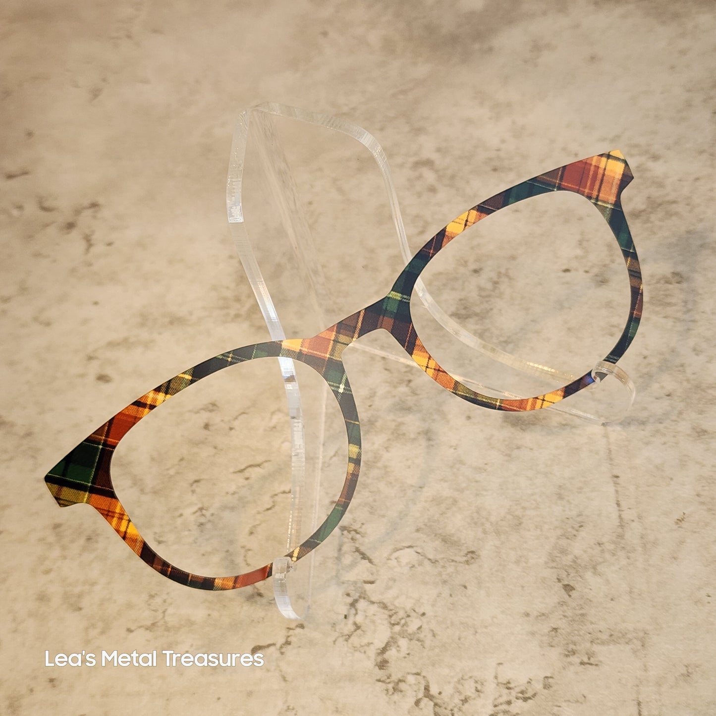 READY TO SHIP CLEARANCE Robin R1025-46 WALNUT PLAID ON MATTE WHITE