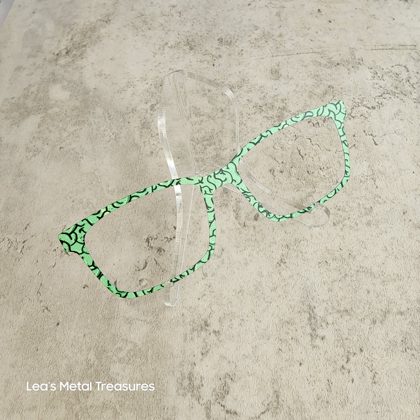 READY TO SHIP CLEARANCE Glow in the Dark Korbin K1125-218