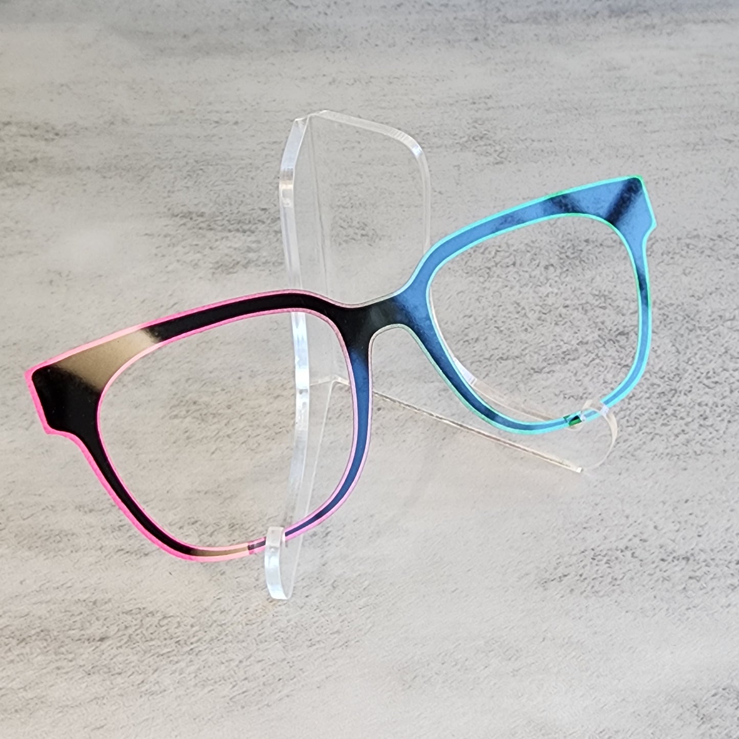 READY TO SHIP CLEARANCE Max M0526-103