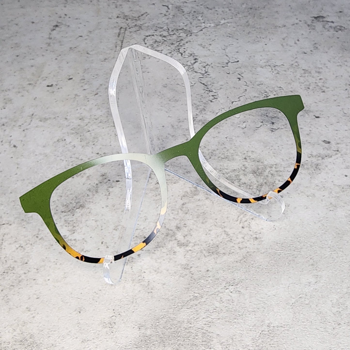 READY TO SHIP CLEARANCE Robin R0726-58