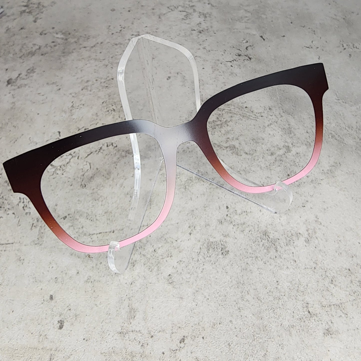 READY TO SHIP CLEARANCE Max M0826-183