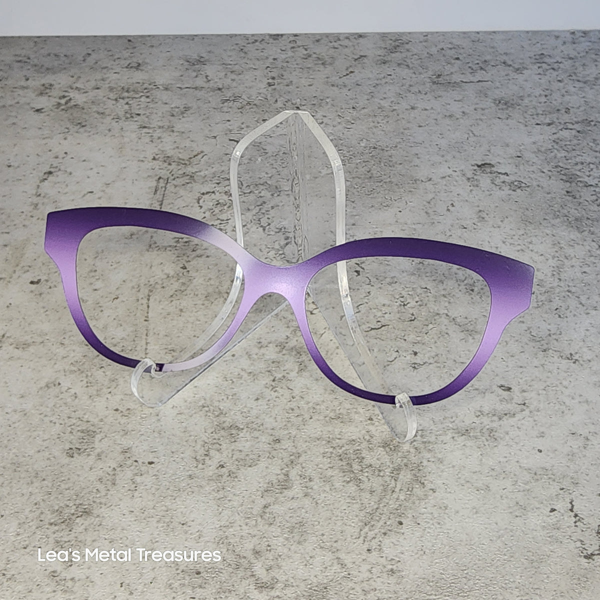 READY TO SHIP CLEARANCE Queen Q1026-130