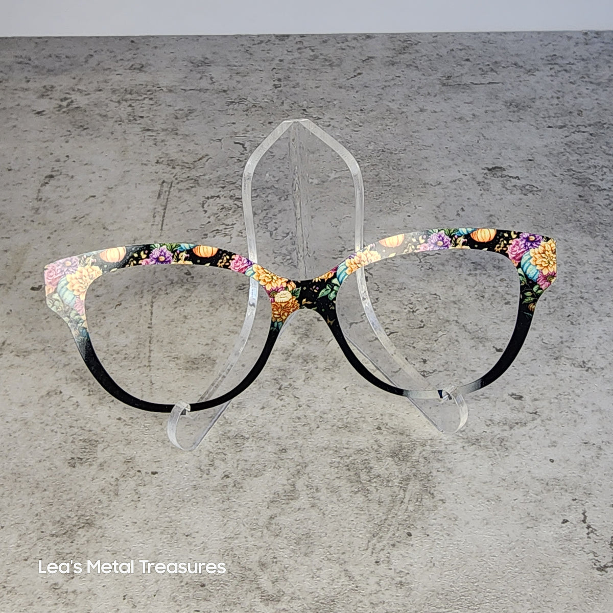 READY TO SHIP CLEARANCE Queen Q1026-136