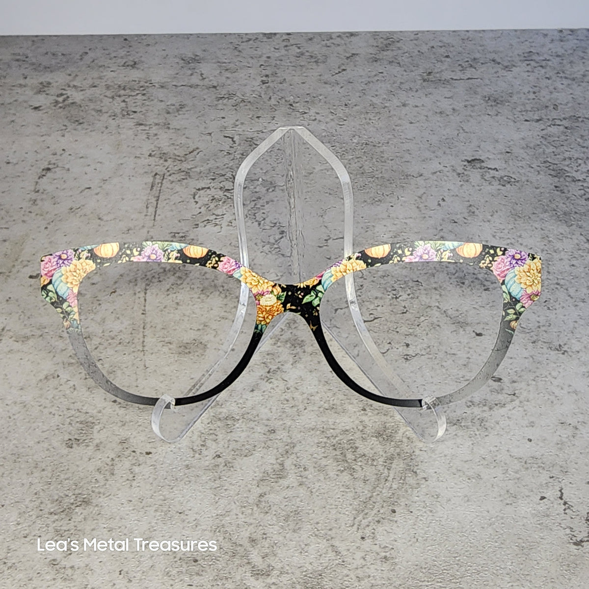 READY TO SHIP CLEARANCE Queen Q1026-137