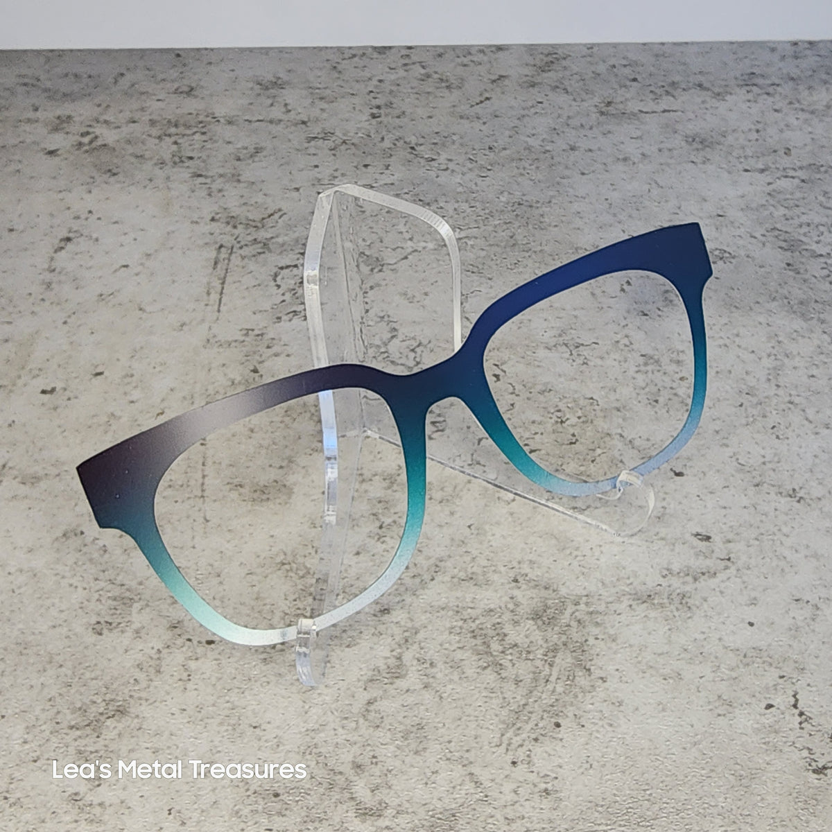 READY TO SHIP CLEARANCE Max M1026-226