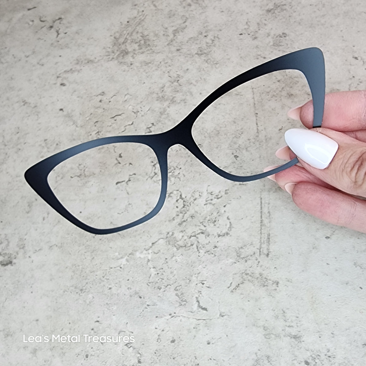 READY TO SHIP CLEARANCE CLOSE OUT Wendy Solid Matte Black
