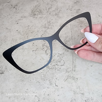 READY TO SHIP CLEARANCE CLOSE OUT Wendy Solid Matte Black