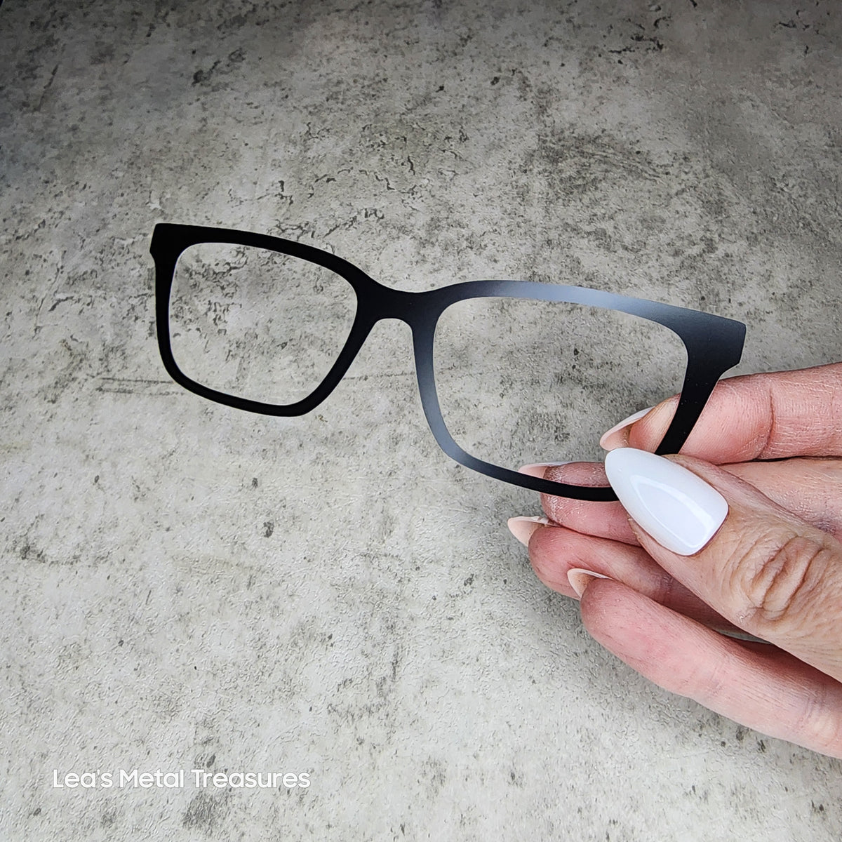 READY TO SHIP CLEARANCE CLOSEOUT Lori Solid Matte Black