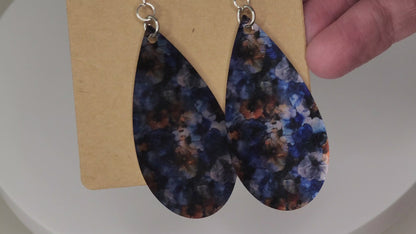 Earrings or pendant necklace or hair clip ONLY