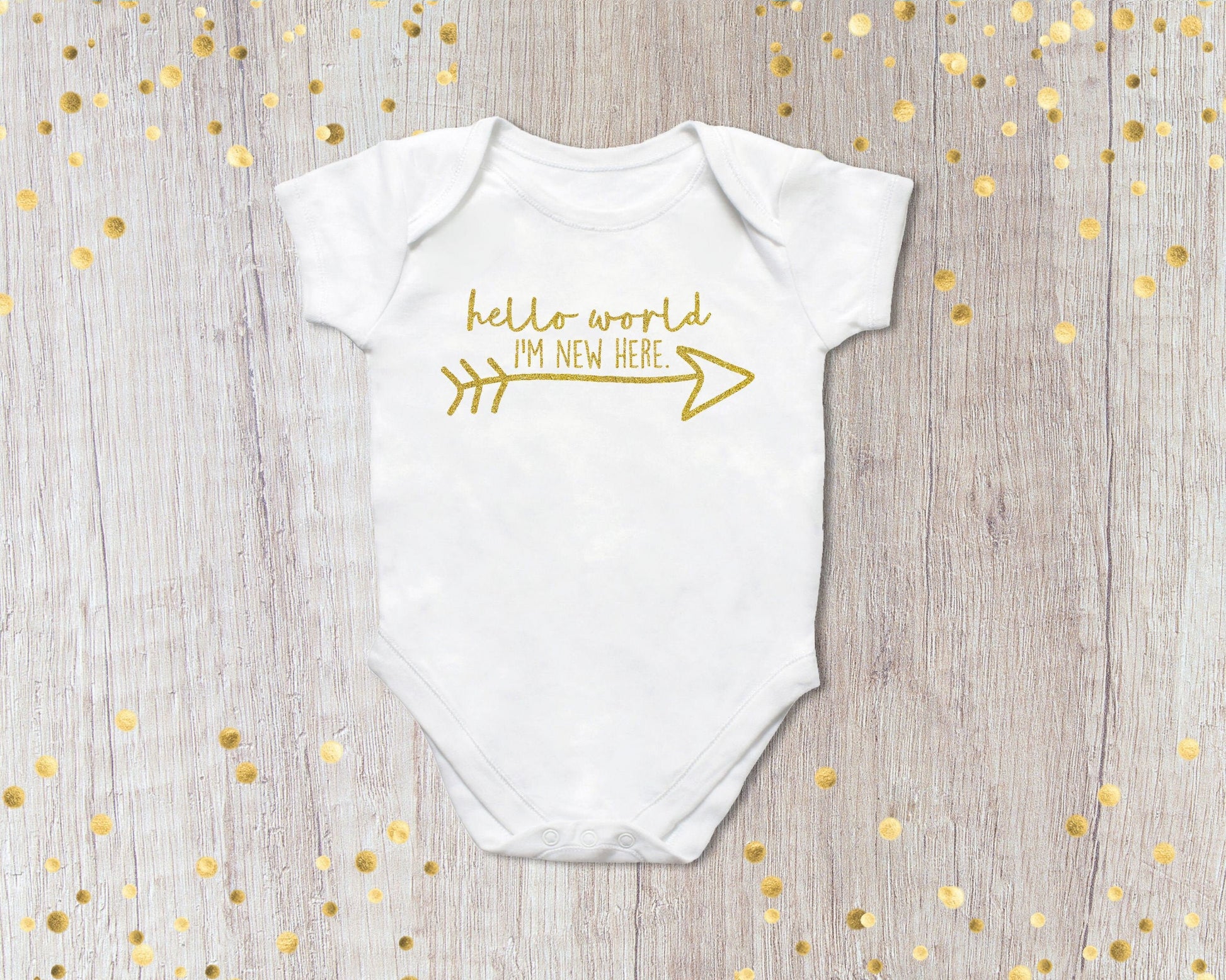 Hello World I'm New Here Infant Bodysuit - Newborn Gift - Glitter Gold - Baby Girl Bodysuit - Coming Home Outfit - Baby Coming Home