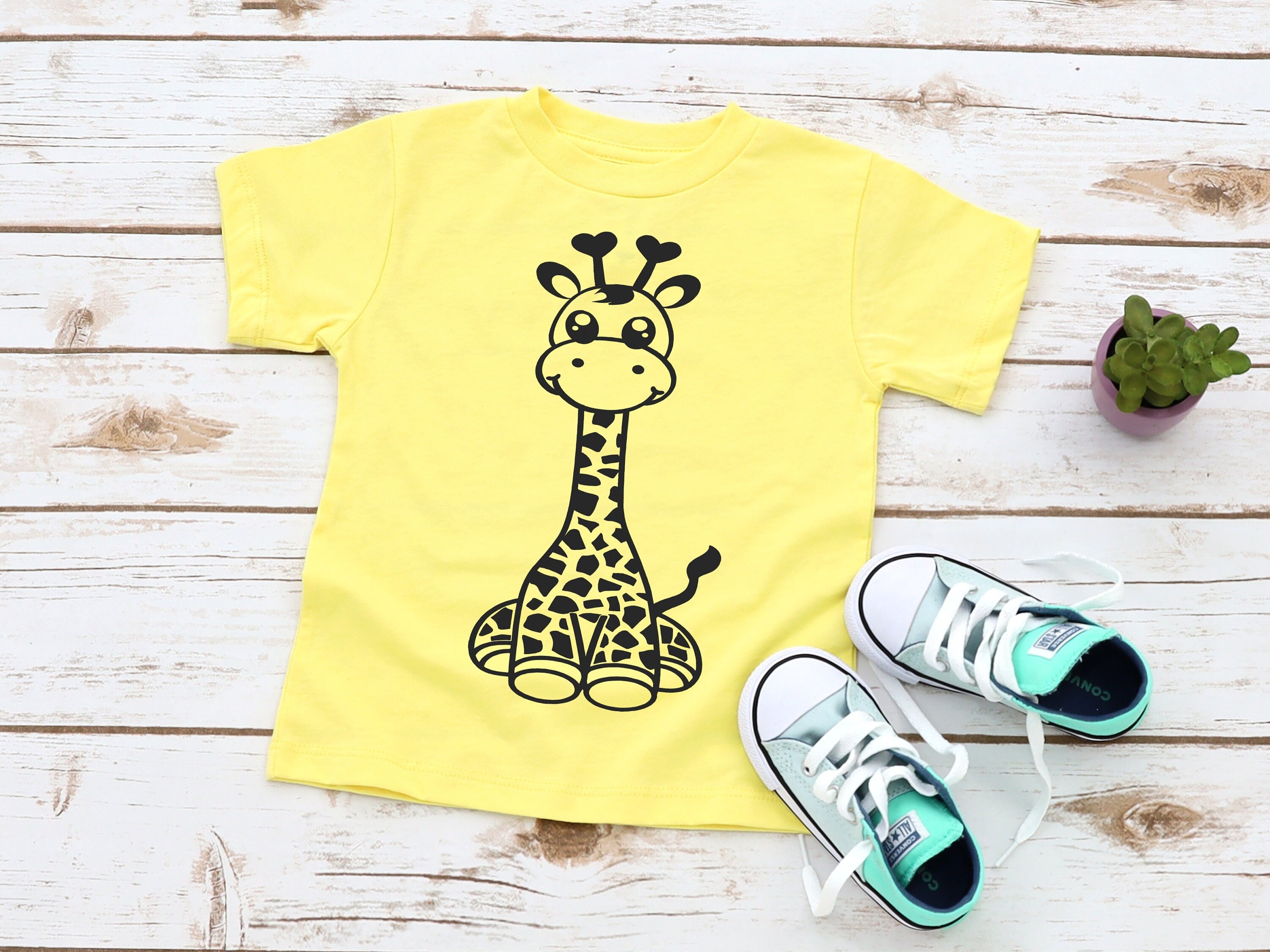 Giraffe t shirt hot sale child