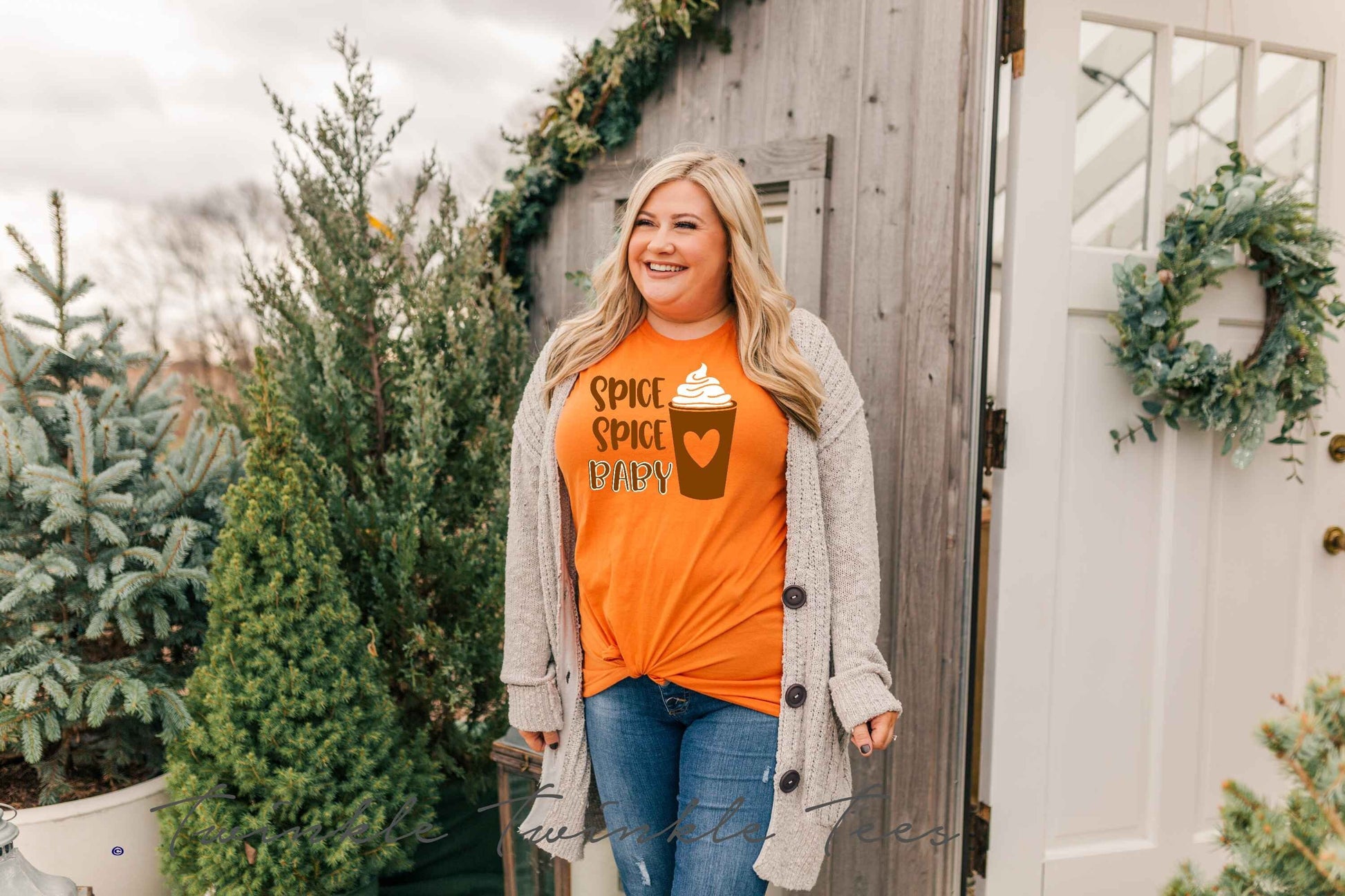 Spice Spice Baby unisex t-shirt -  Pumpkin Spice Shirt - Autumn Shirt - Womens Fall Shirt - Pumpkin Spice Addict