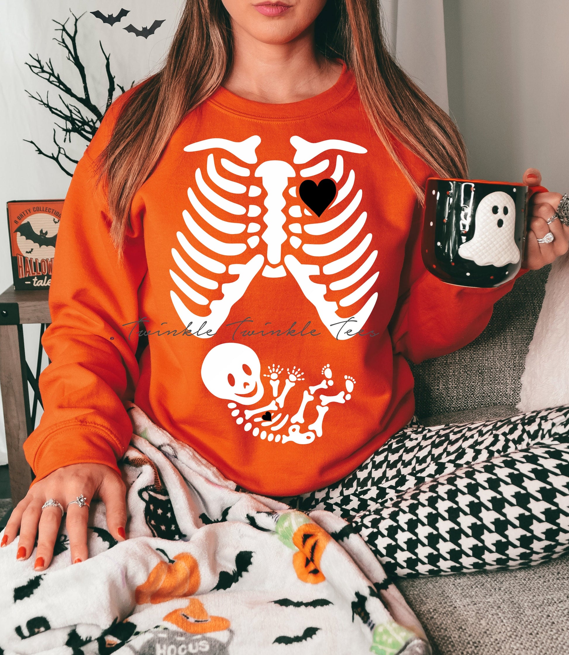 Pregnant Skeleton Women's Crewneck Fleece Pullover Sweatshirt - Halloween Maternity Sweatshirt - Halloween Costume for Pregnant Women