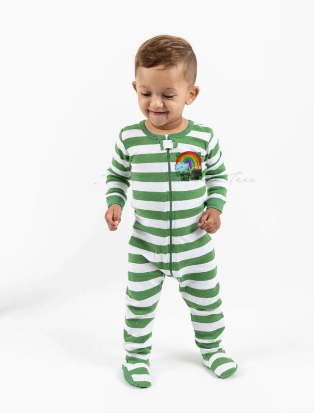 Happy Go Lucky Green Striped St Patricks Day Pajamas, st pattys pajamas for the family, matching saint patrick's day pajamas